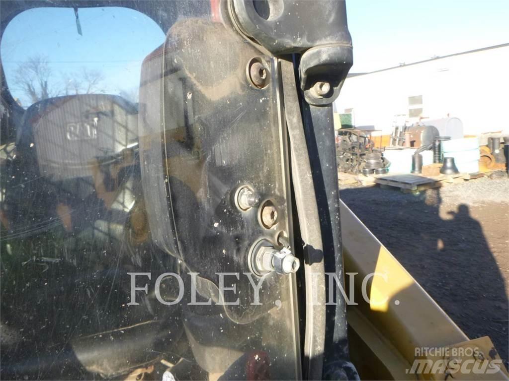 CAT 279D Încarcatoare cu excavator