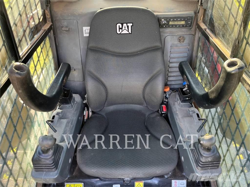 CAT 279D3 C3H3 Încarcatoare cu excavator