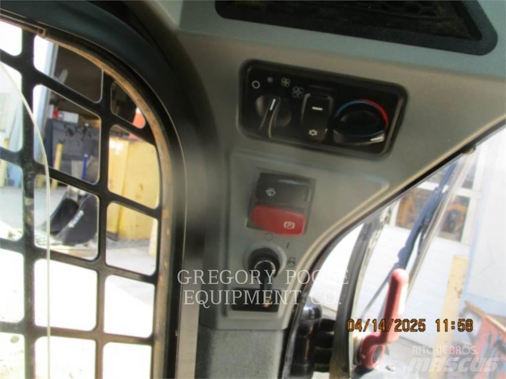 CAT 289D3 Încarcatoare cu excavator