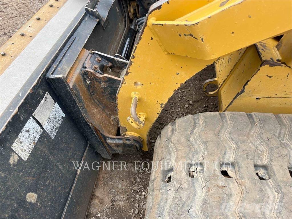 CAT 299D Încarcatoare cu excavator