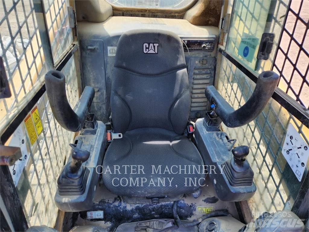 CAT 299D3 Mini incarcator