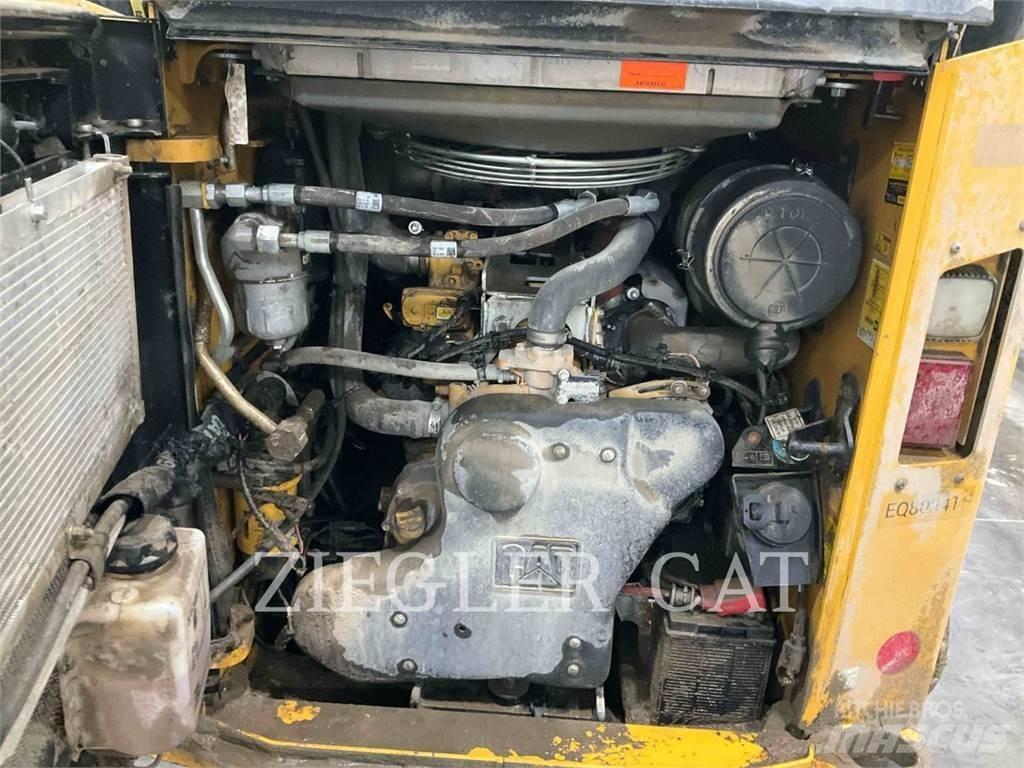 CAT 299D3XE Încarcatoare cu excavator