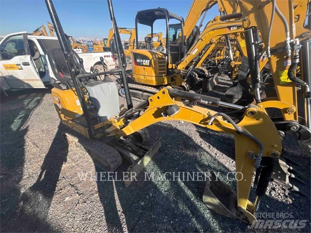 CAT 300.9D Excavatoare pe șenile
