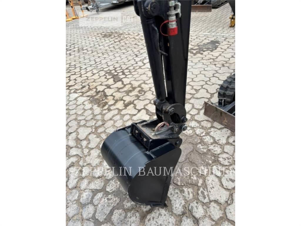 CAT 300.9D Excavatoare pe șenile
