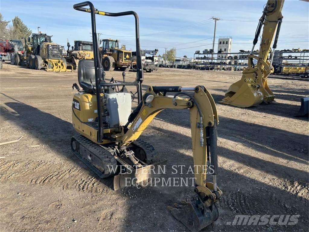 CAT 300.9D Excavatoare pe șenile
