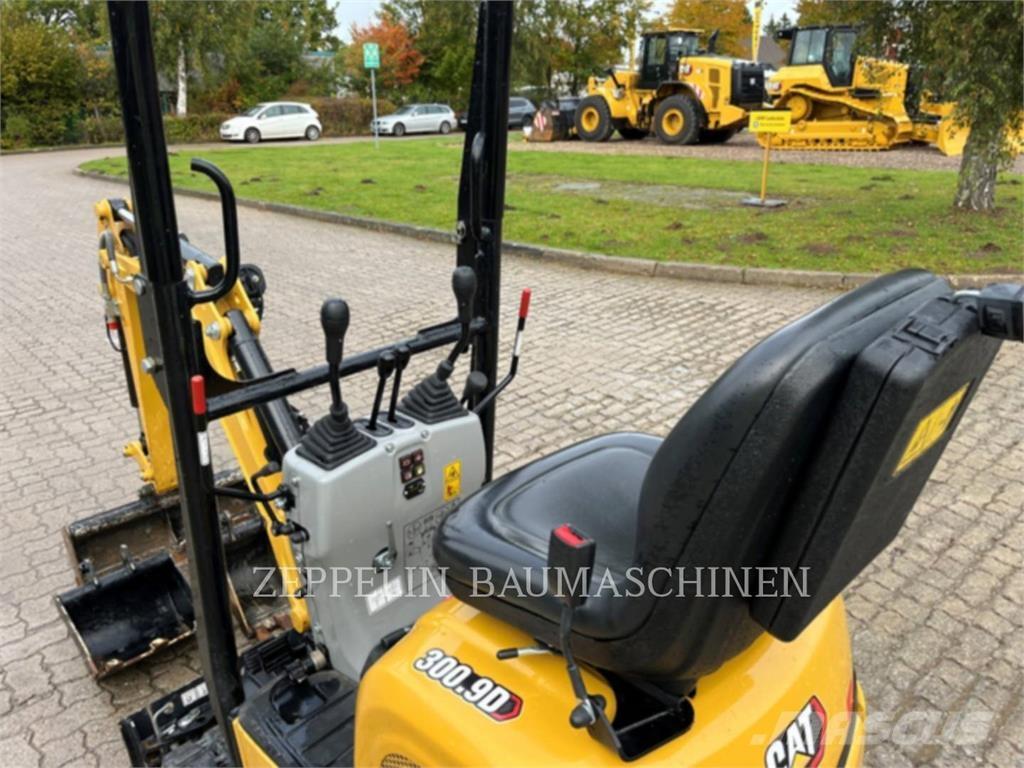CAT 300.9D Excavatoare pe șenile
