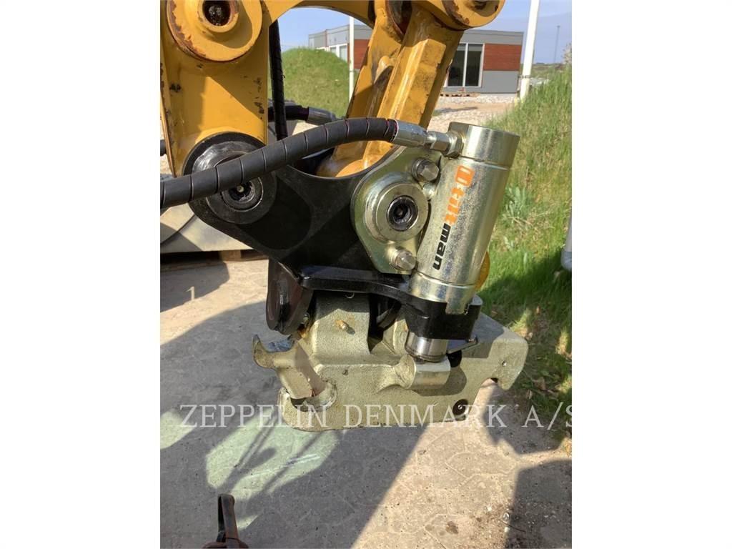 CAT 301.6 Excavatoare pe șenile
