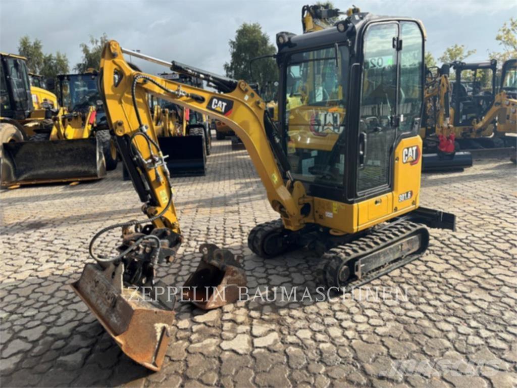 CAT 301.6-05A Excavatoare pe șenile
