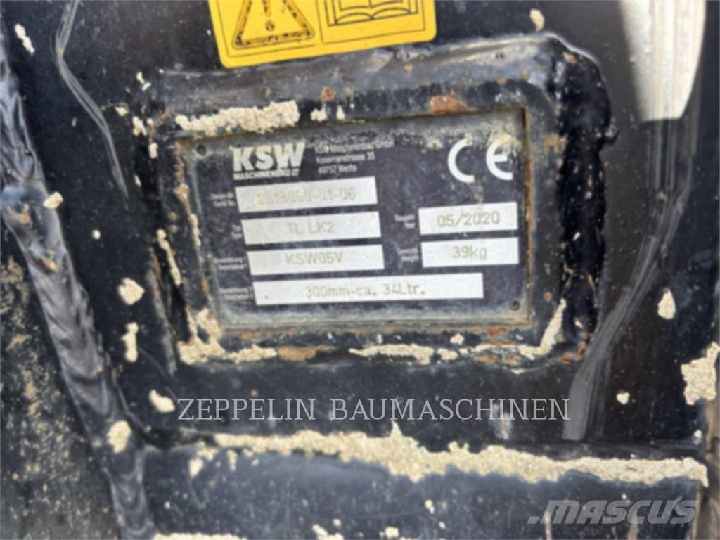 CAT 301.6-05A Excavatoare pe șenile
