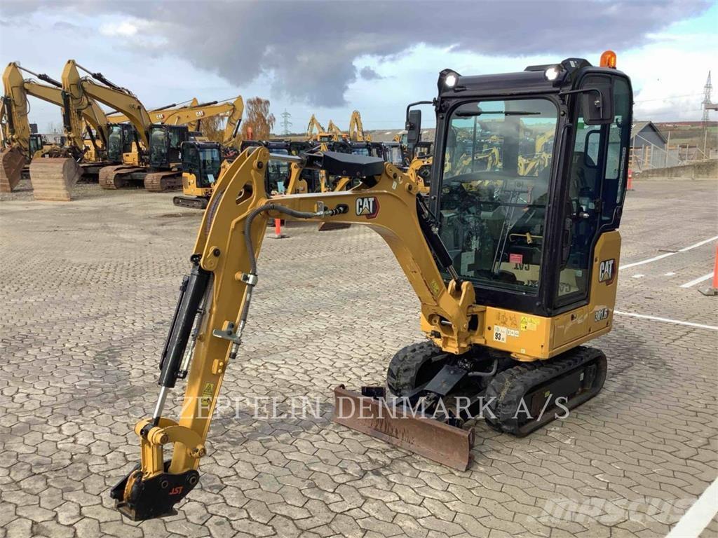 CAT 301.605 Excavatoare pe șenile
