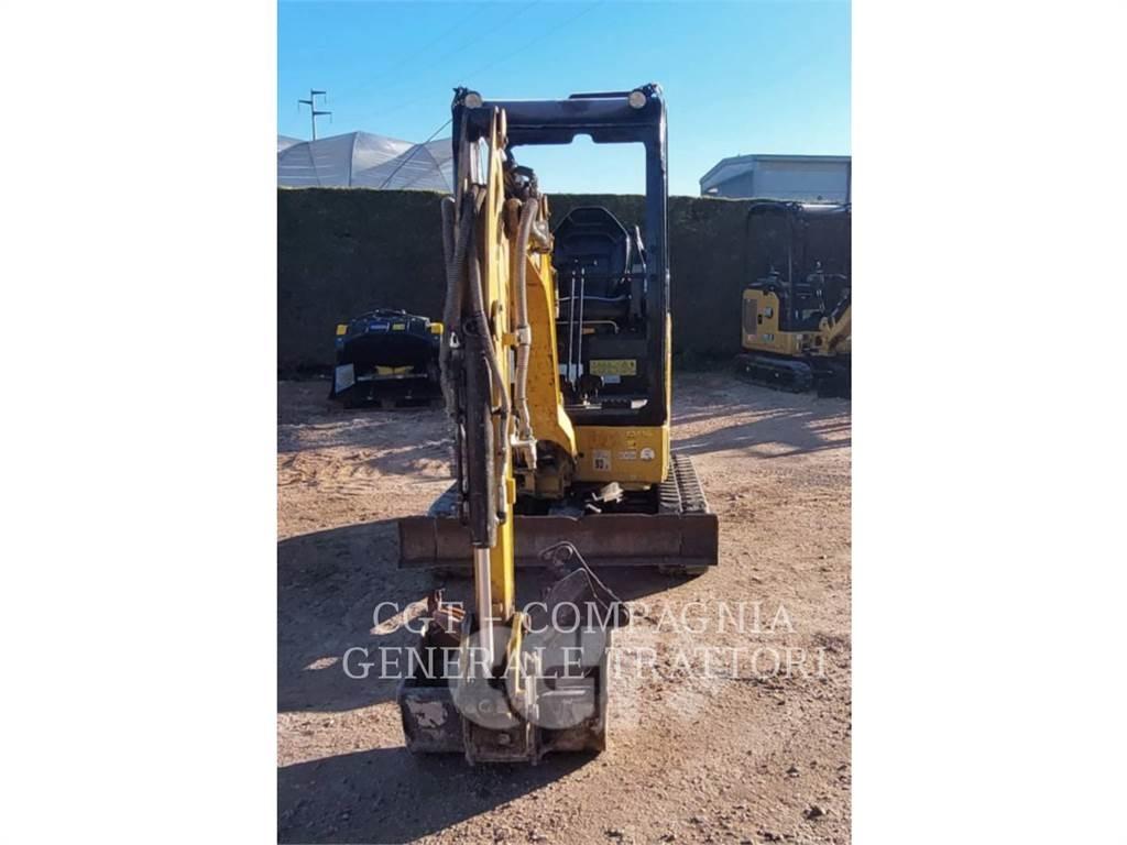 CAT 301.7 Excavatoare pe șenile
