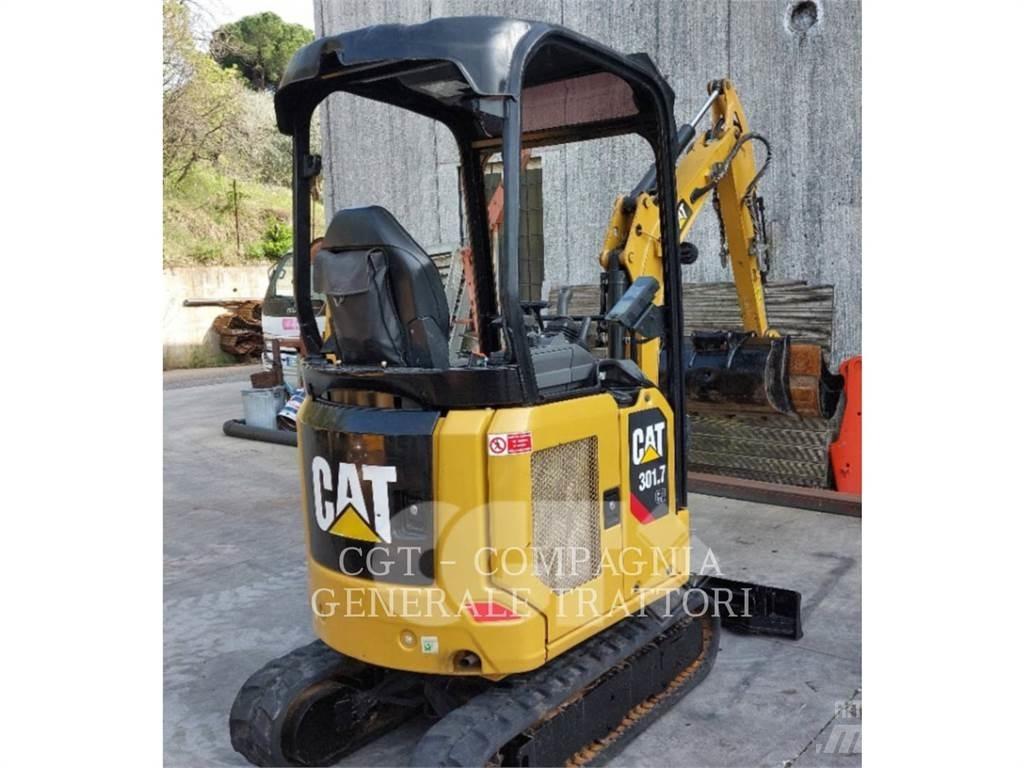 CAT 301.7 Excavatoare pe șenile
