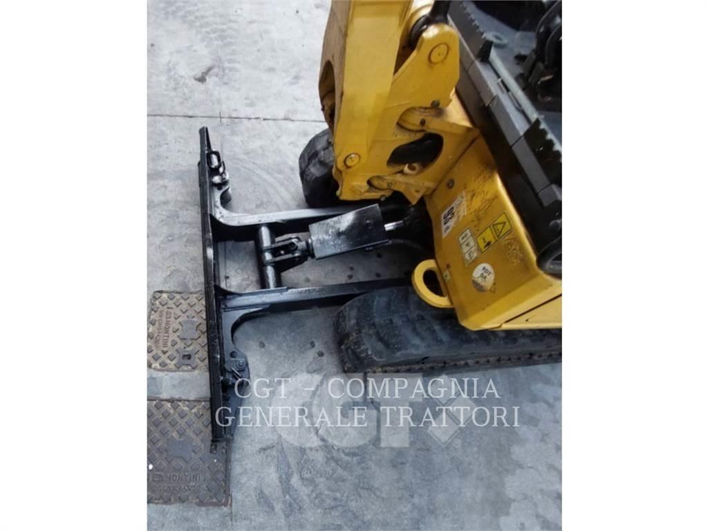 CAT 301.7 Excavatoare pe șenile
