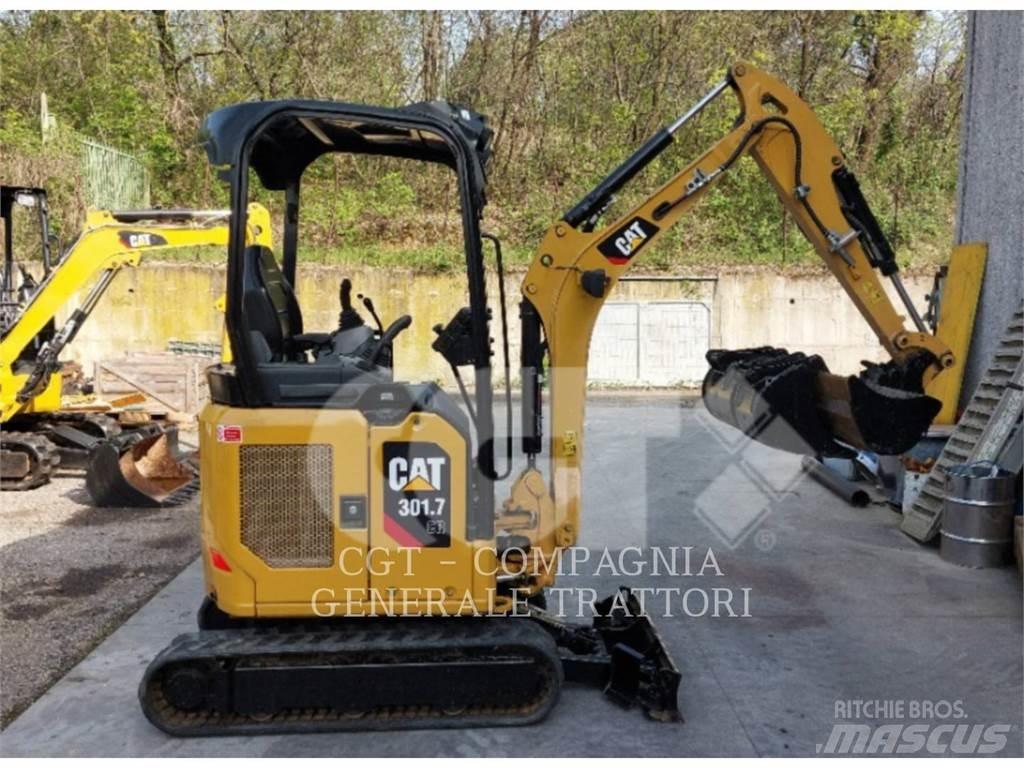 CAT 301.7 Excavatoare pe șenile
