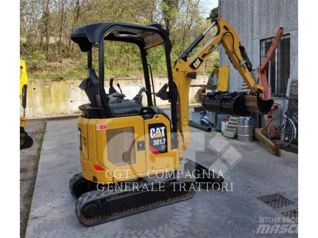 CAT 301.7 Excavatoare pe șenile
