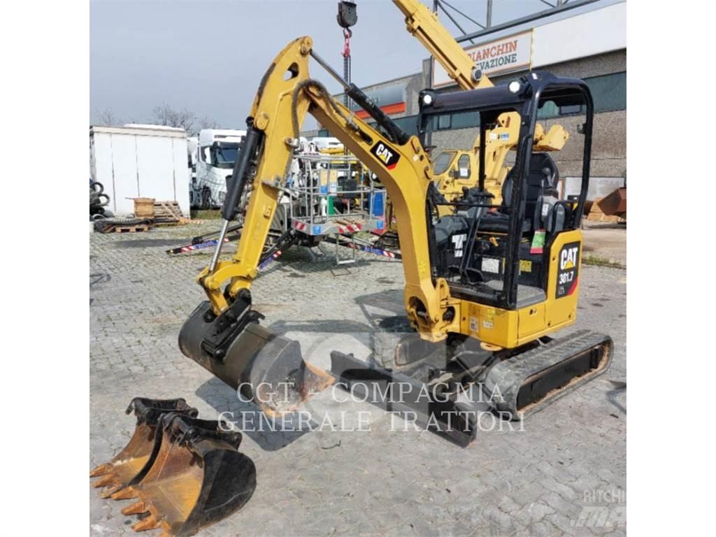 CAT 301.7 Excavatoare pe șenile
