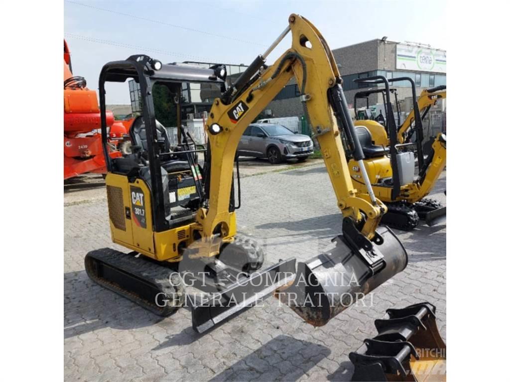 CAT 301.7 Excavatoare pe șenile

