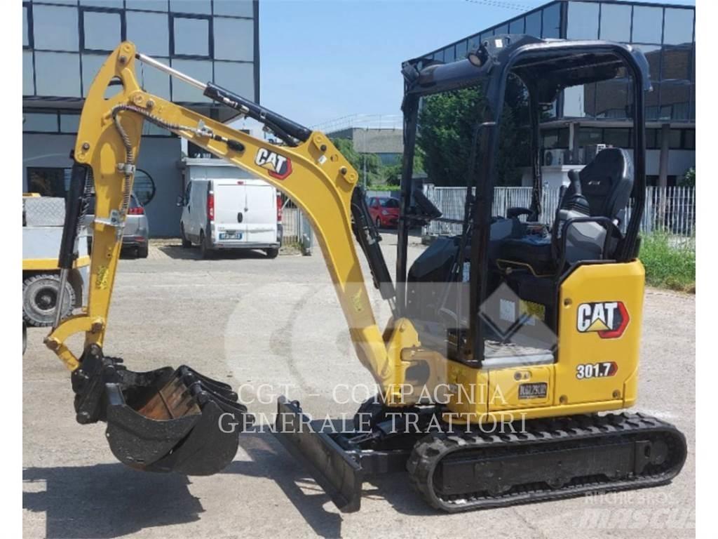 CAT 301.7 Excavatoare pe șenile
