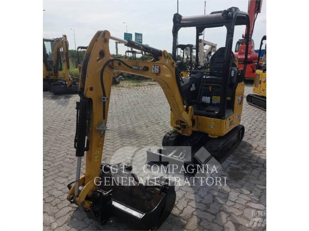 CAT 301.7 Excavatoare pe șenile
