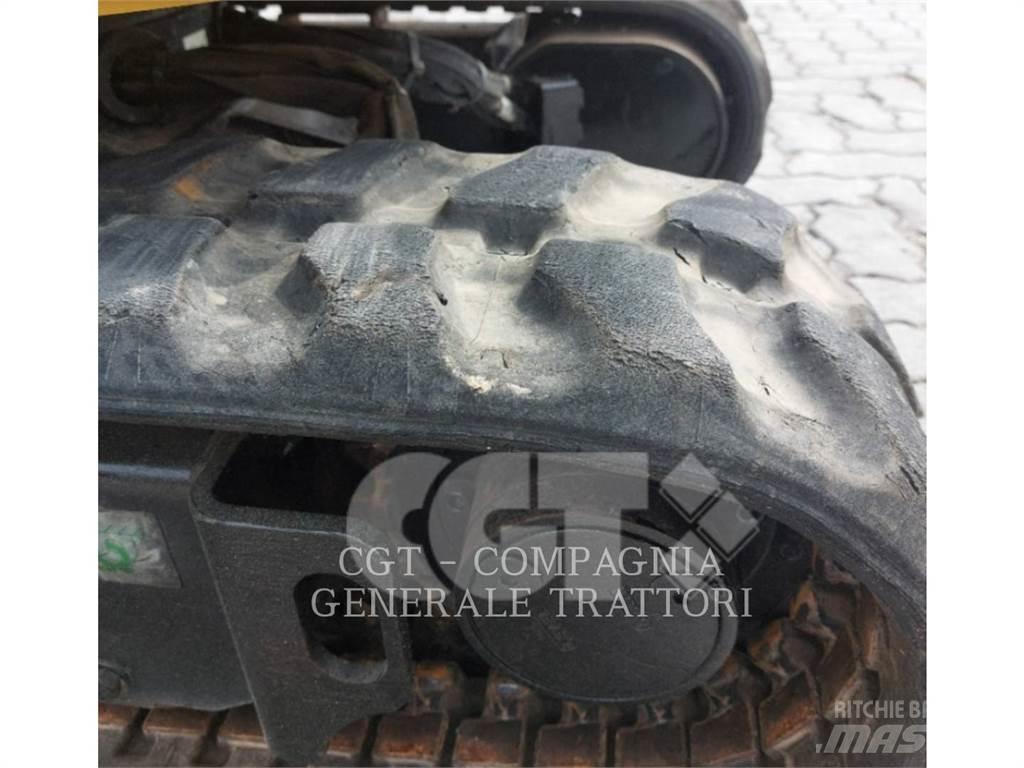 CAT 301.7 Excavatoare pe șenile
