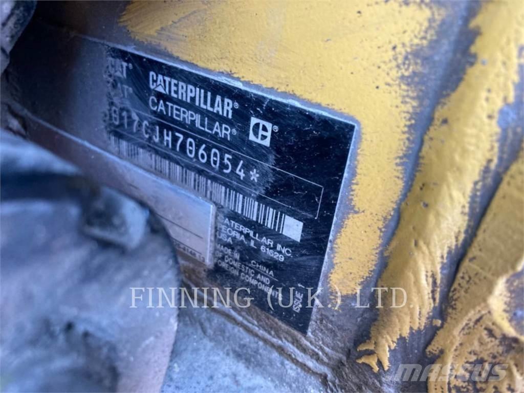 CAT 301.7 Excavatoare pe șenile
