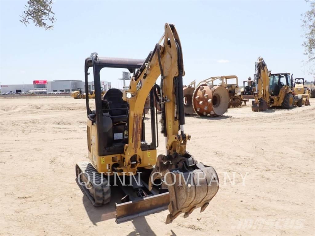 CAT 301.7 Excavatoare pe șenile
