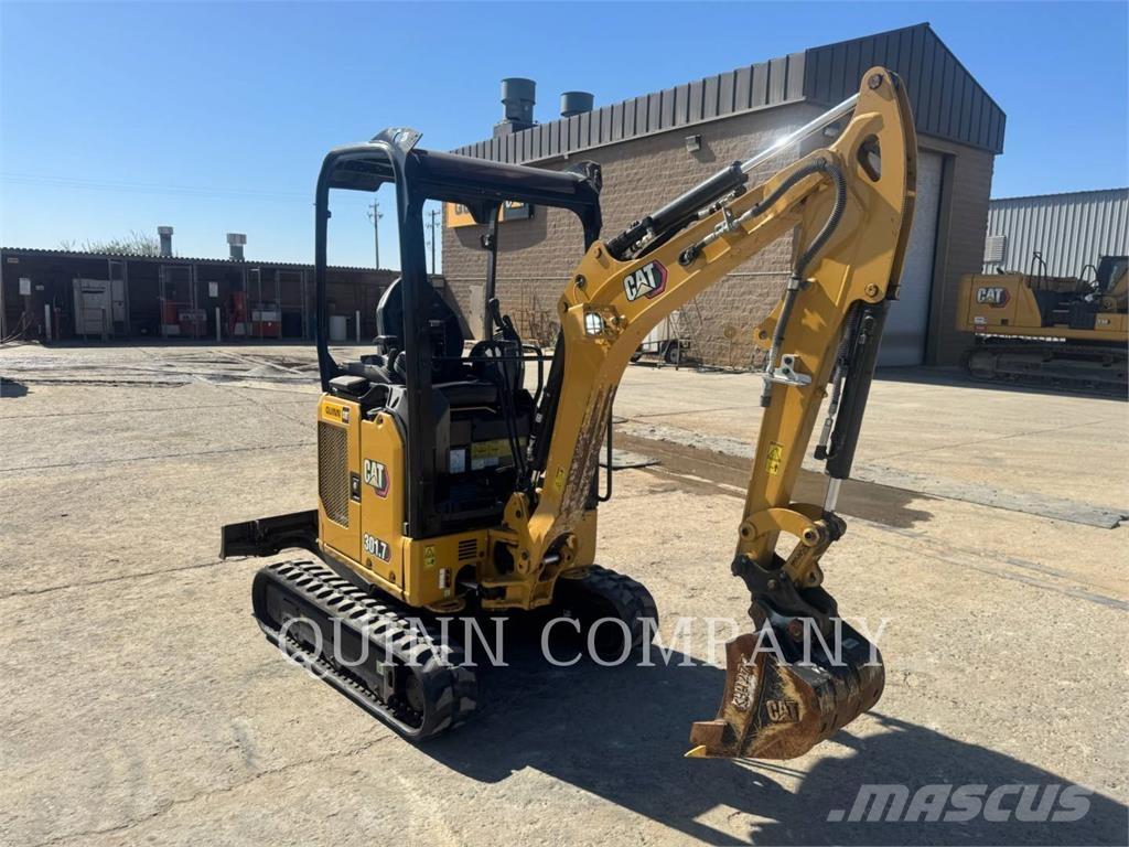 CAT 301.7 Excavatoare pe șenile
