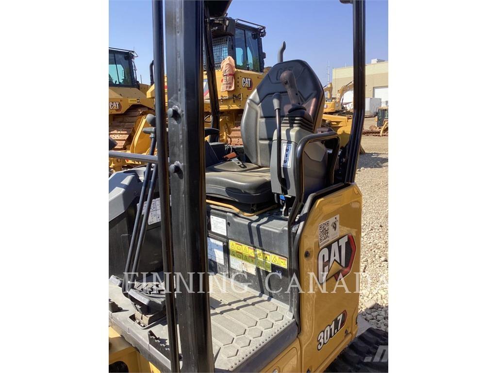 CAT 301.7 Excavatoare pe șenile
