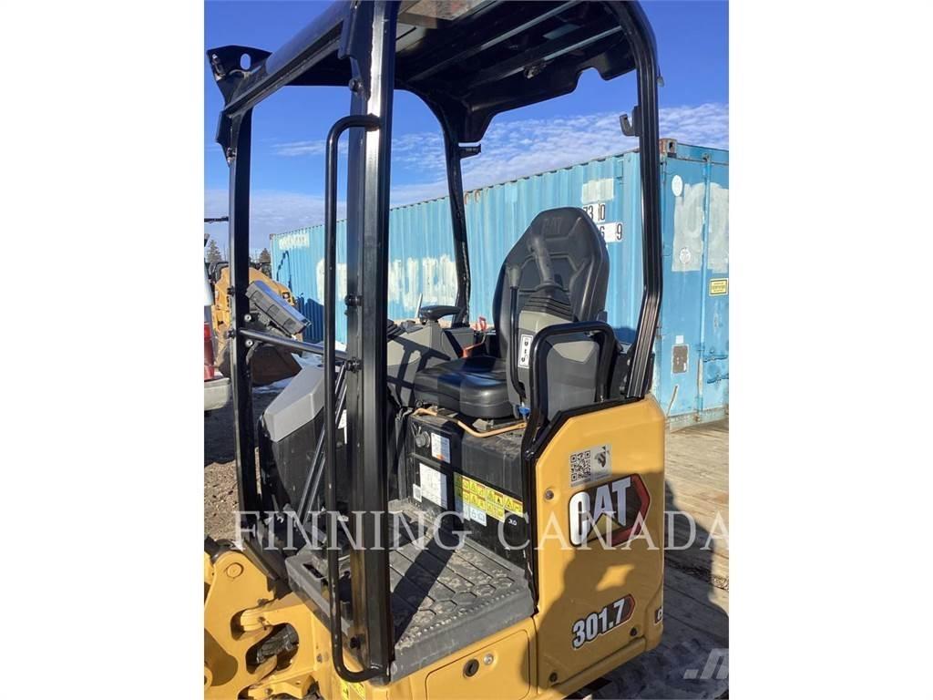 CAT 301.7-05 Excavatoare pe șenile
