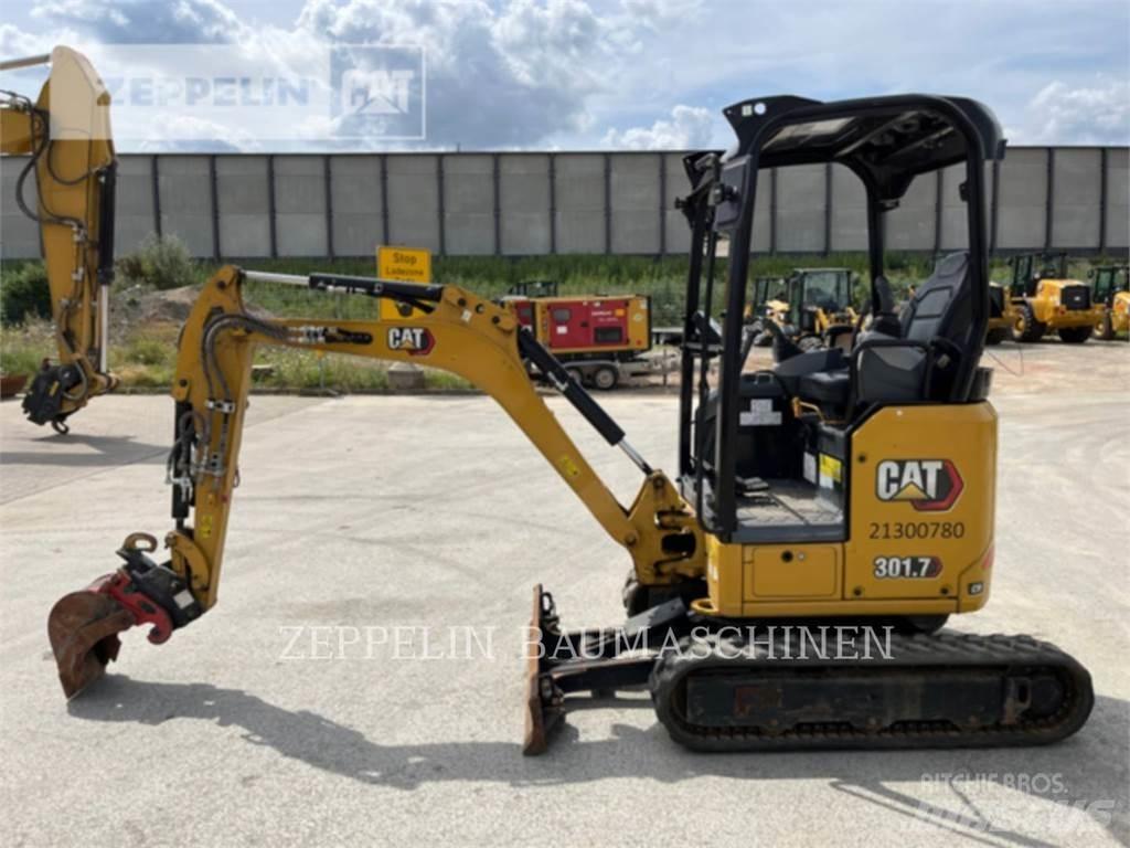 CAT 301.7-05A Excavatoare pe șenile
