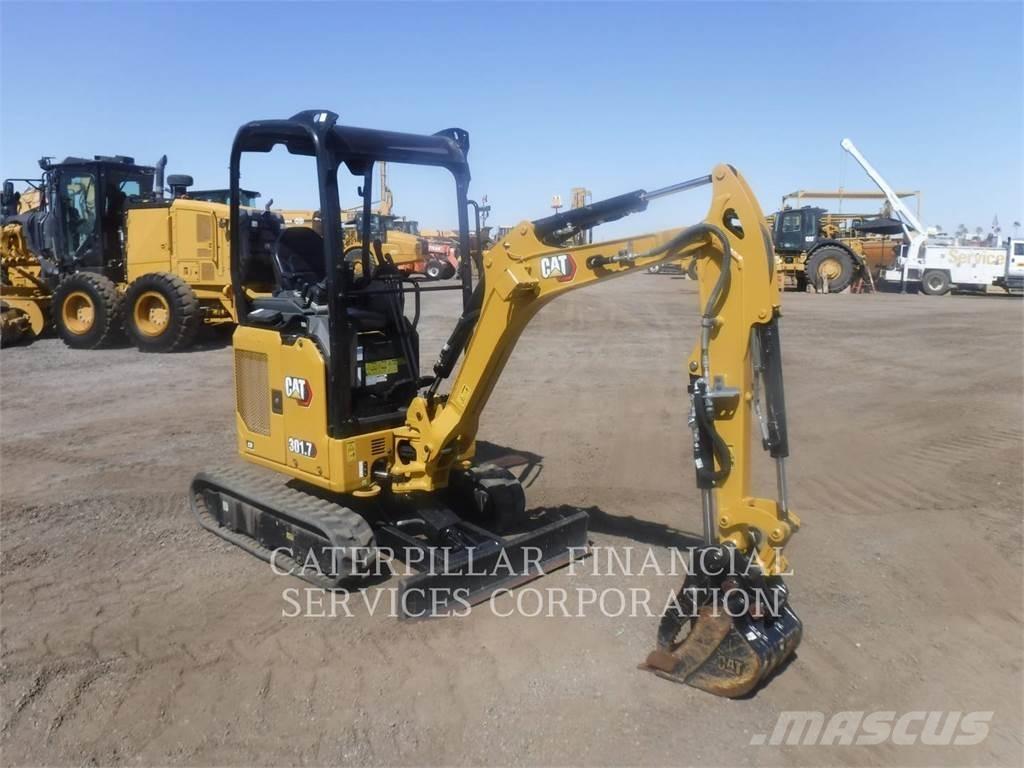 CAT 301.7-05CR Excavatoare pe șenile
