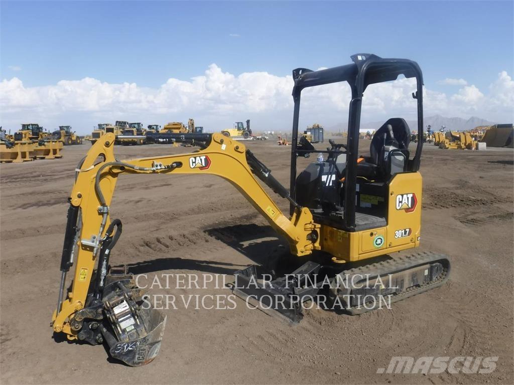 CAT 301.7-05CR Excavatoare pe șenile

