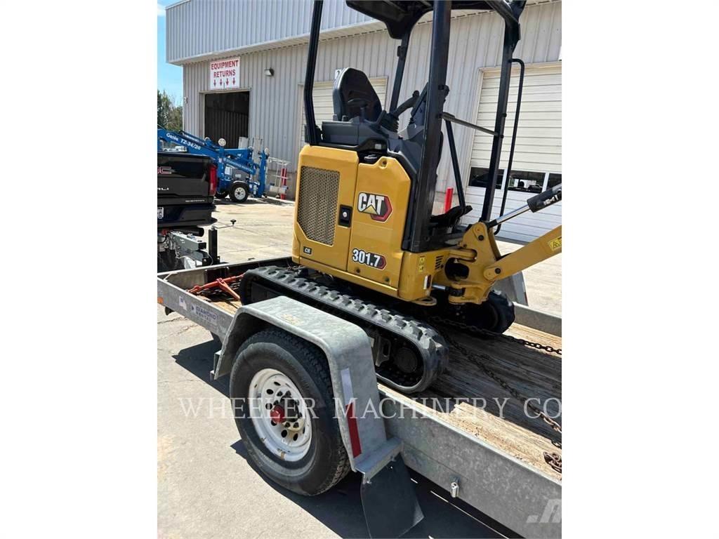 CAT 301.7 C1 Excavatoare pe șenile
