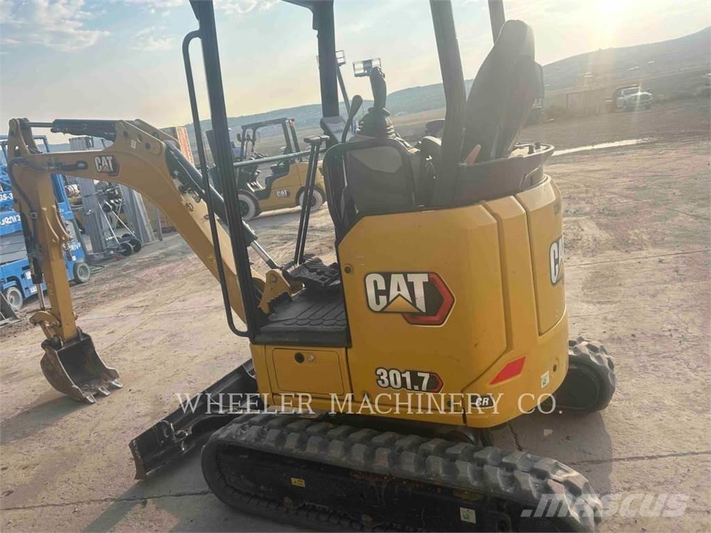 CAT 301.7 C1 Excavatoare pe șenile
