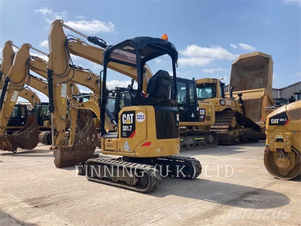 CAT 301.705 Excavatoare pe șenile
