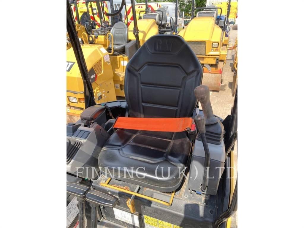 CAT 301.705 Excavatoare pe șenile
