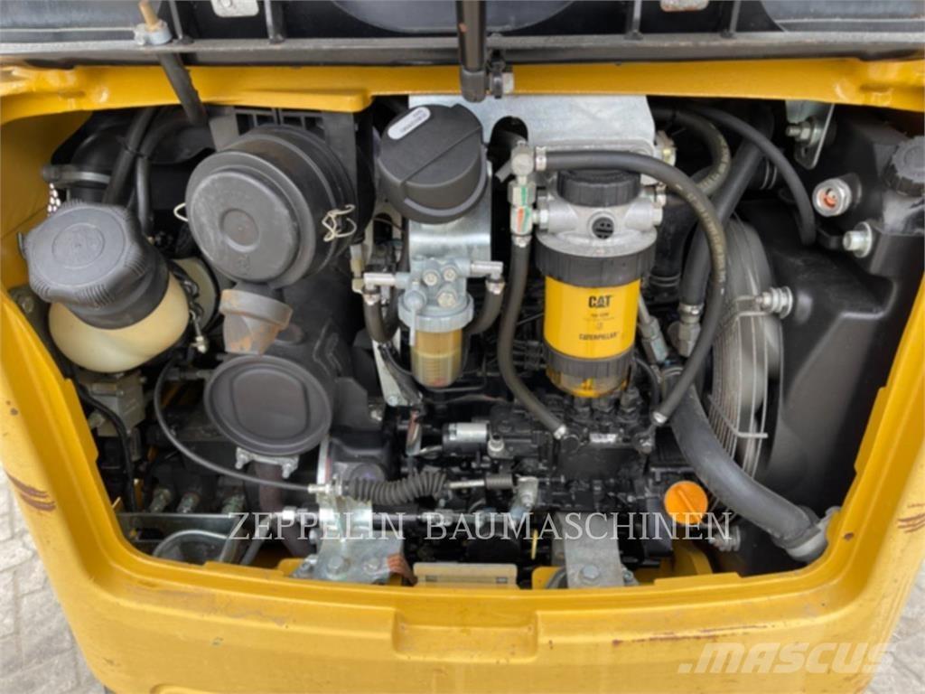 CAT 301.7D Excavatoare pe șenile
