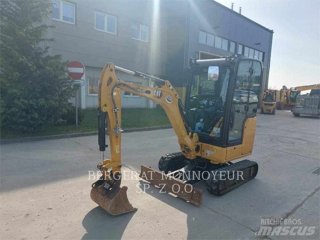 CAT 301.8 Excavatoare pe șenile
