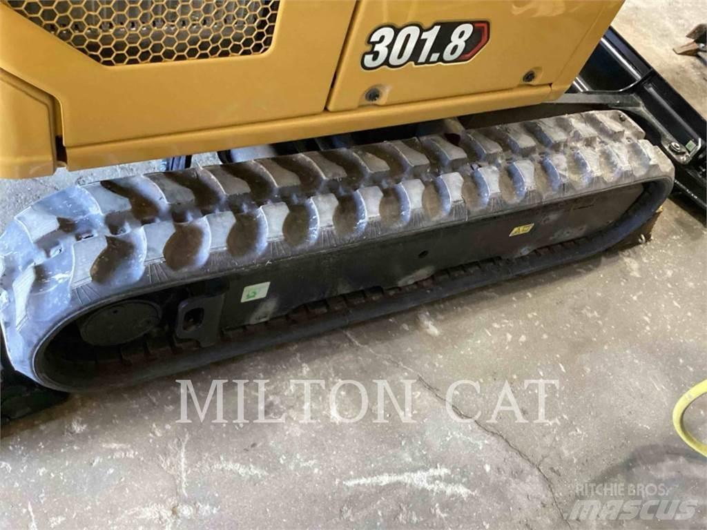 CAT 301.8 Excavatoare pe șenile
