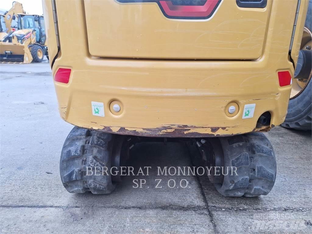 CAT 301.8 Excavatoare pe șenile
