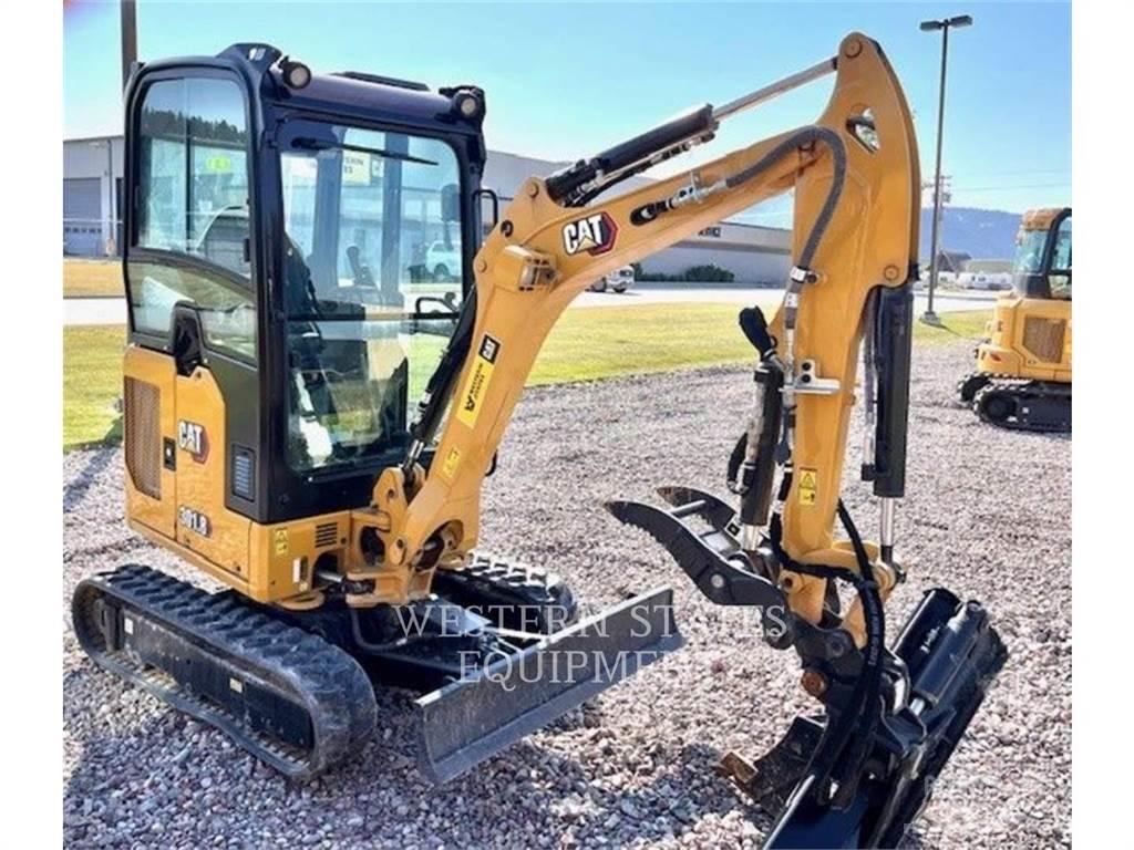 CAT 301.8 Excavatoare pe șenile

