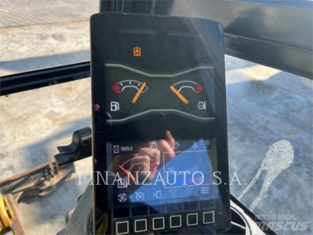 CAT 301.8 Excavatoare pe șenile
