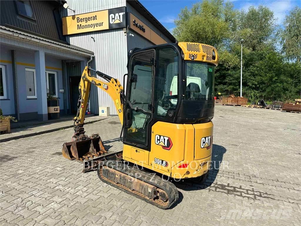 CAT 301.8 Excavatoare pe șenile
