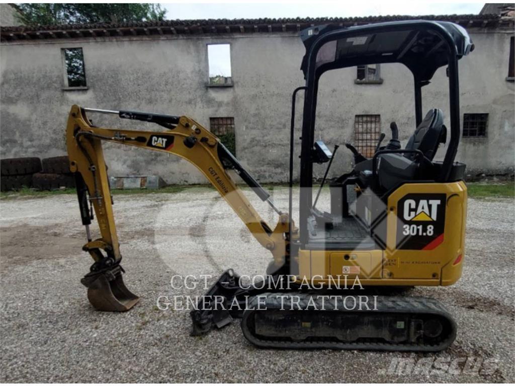 CAT 301.8 Excavatoare pe șenile
