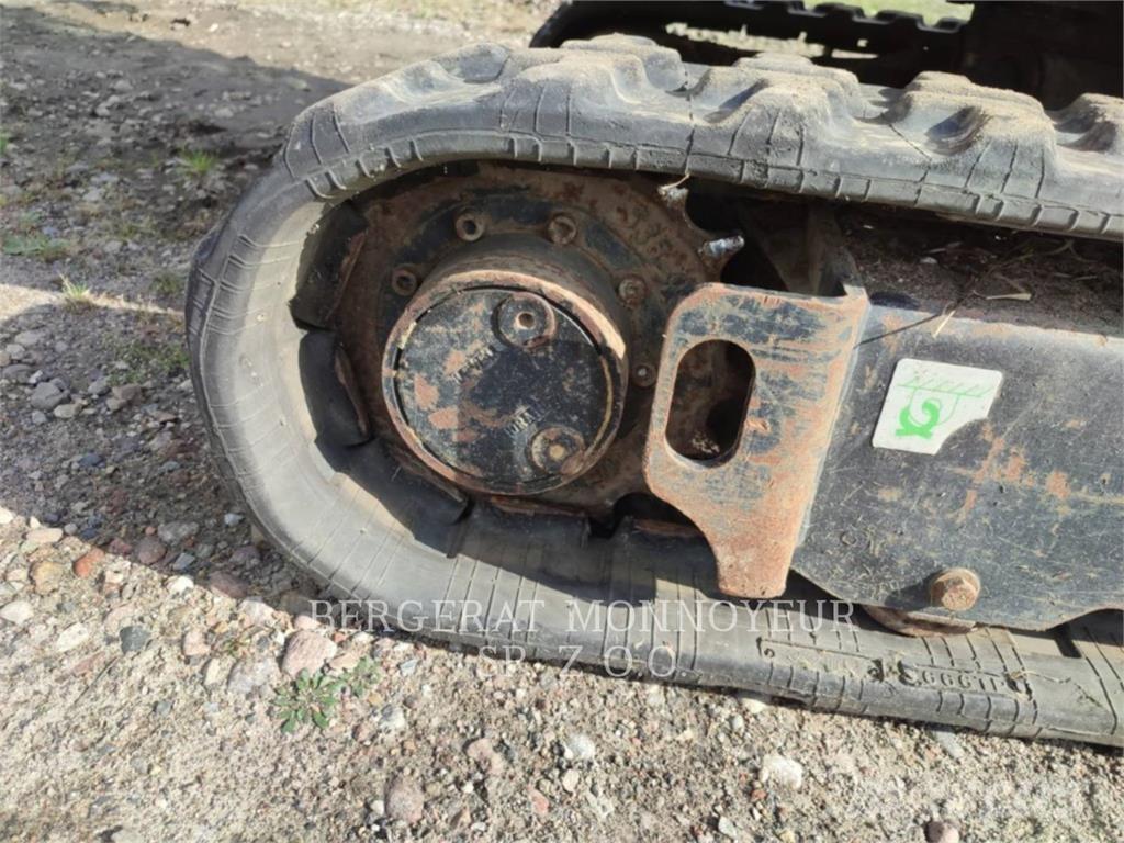 CAT 301.8 Excavatoare pe șenile
