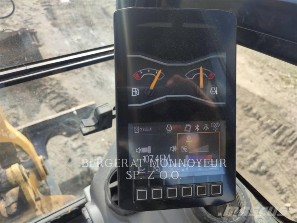 CAT 301.8 Excavatoare pe șenile
