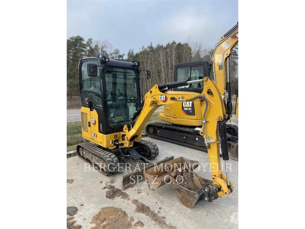 CAT 301.8 Excavatoare pe șenile
