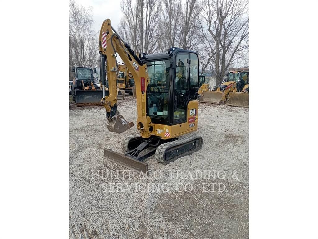 CAT 301.8-05 Excavatoare pe șenile
