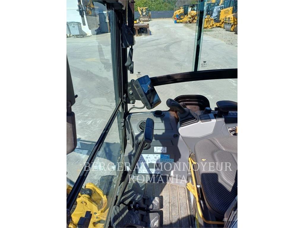 CAT 301.8-05 Excavatoare pe șenile
