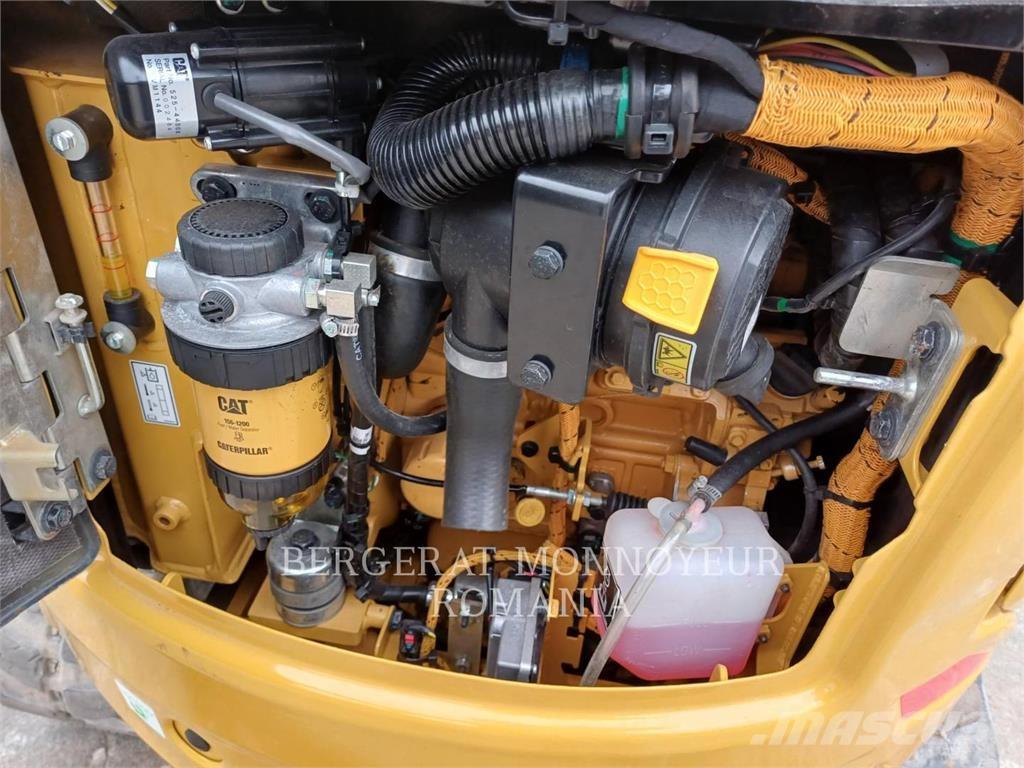 CAT 301.8-05 Excavatoare pe șenile
